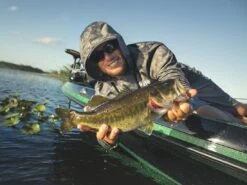 HUK Icon X Running Lakes Hoodie -Fishing Store lifestyle iconxrunninglakes hoodie 1