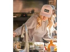 HUK Women's HUK Logo Hoodie -Fishing Store lifestyle overcastgrey womenhuklogohoodie 51 10 huk 10014