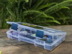 Plano ProLatch Utility Box - 9 Compartments 8 Plano ProLatch Utility Box - 9 Compartments -Fishing Store lifestyle tackletray plano 1